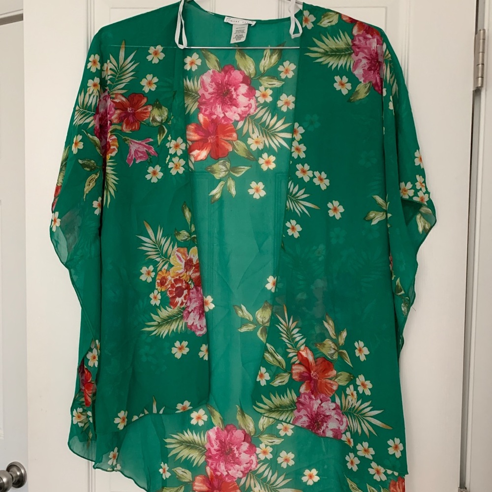 Emory Park kimono. Size small. Never worn.